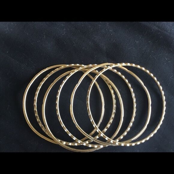 $8 ea or 3/$15. Set of 6 Silvertone/Goldtone Bangl - Picture 5 of 8